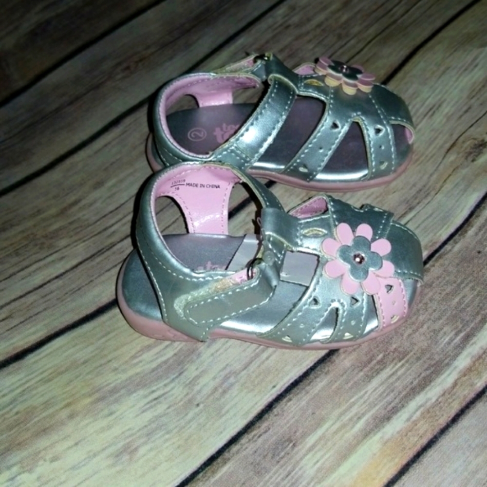 Teeny Toes Silver Sandals